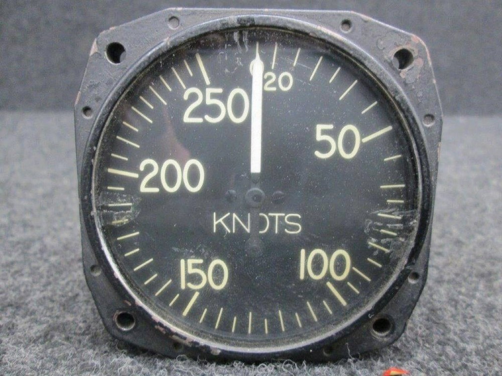 S-25-KAW2 Aerosonic Airspeed Indicator