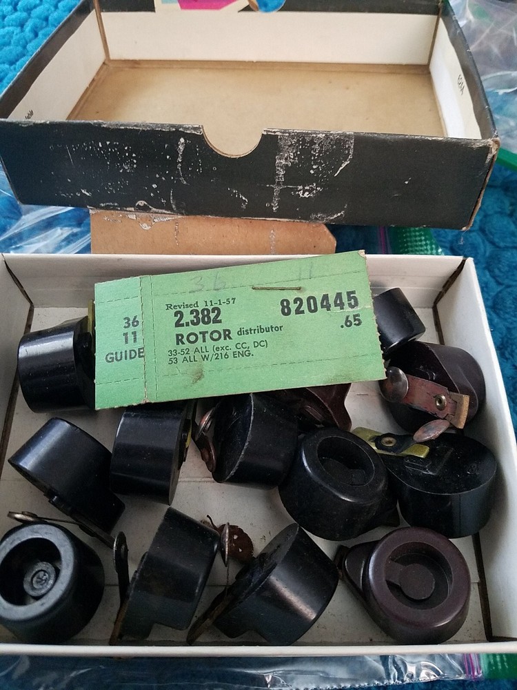 1933-1953 Rotor Distributor Button Gm# 820445
