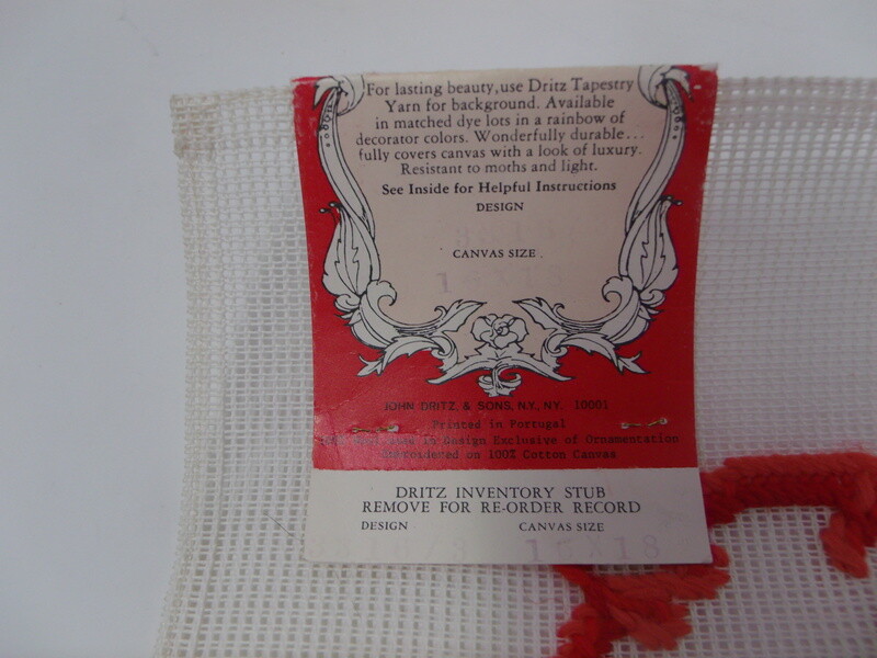 Vintage HTF Dritz Needlepoint Canvas Scroll Frame with Instructions