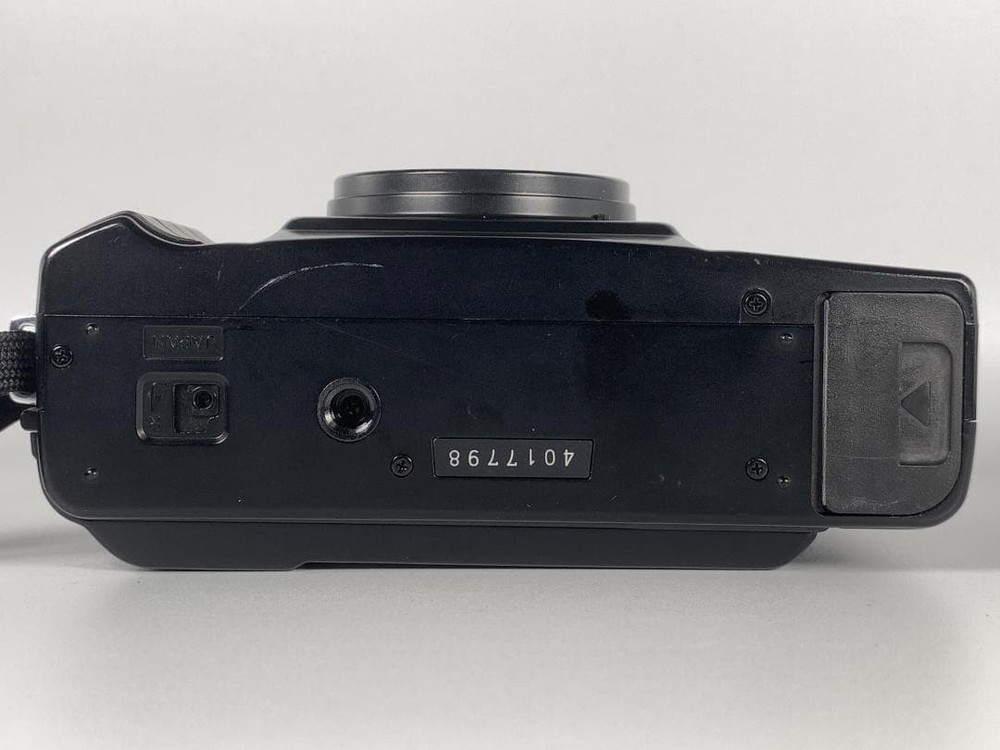 Excellent condition MINOLTA TALKMAN compact camera