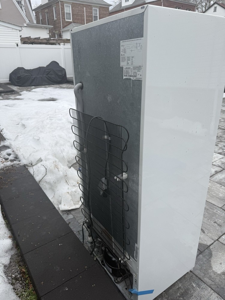 refrigerator Whirlpool