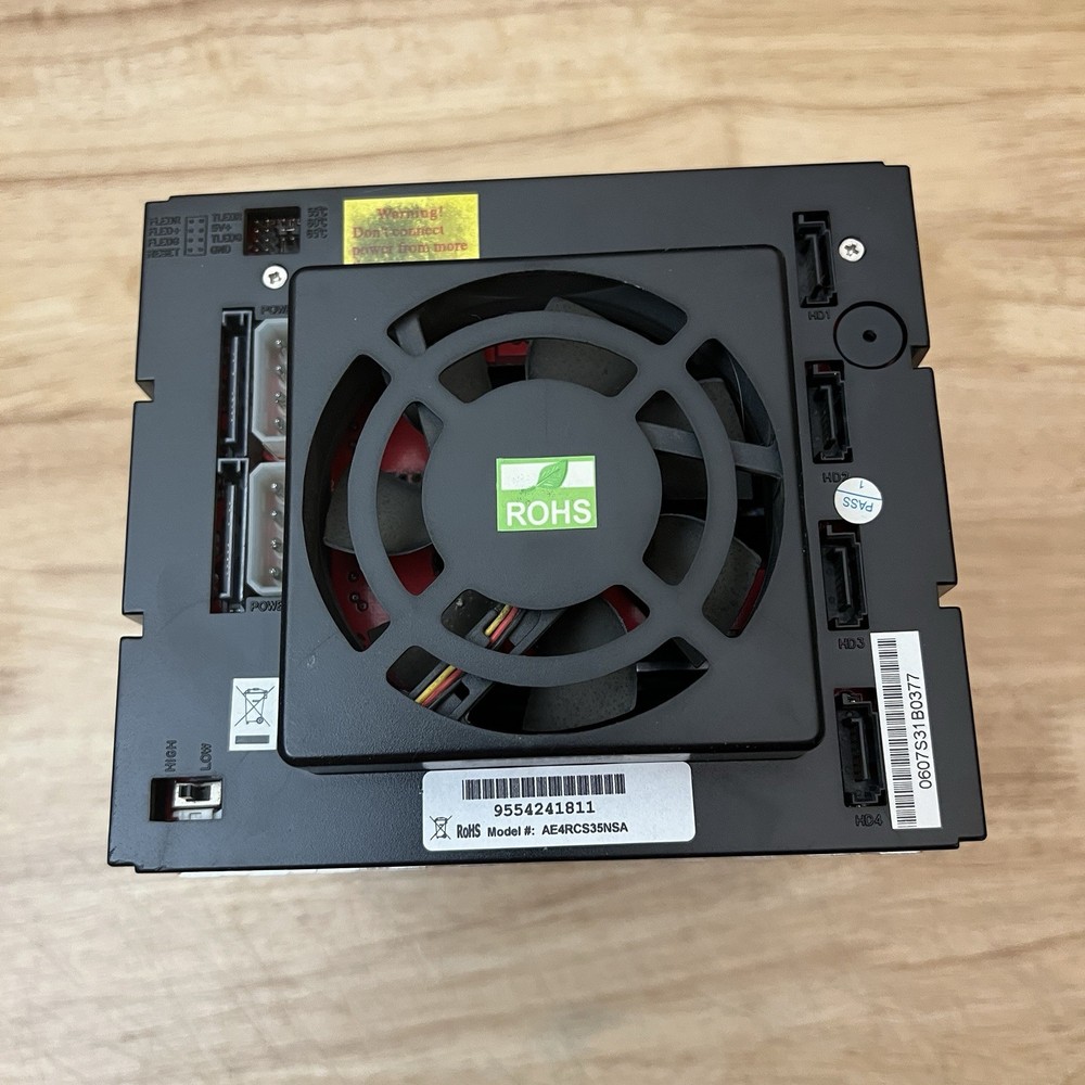 Addonics - Disk Array 4SA Storage Drive Cage