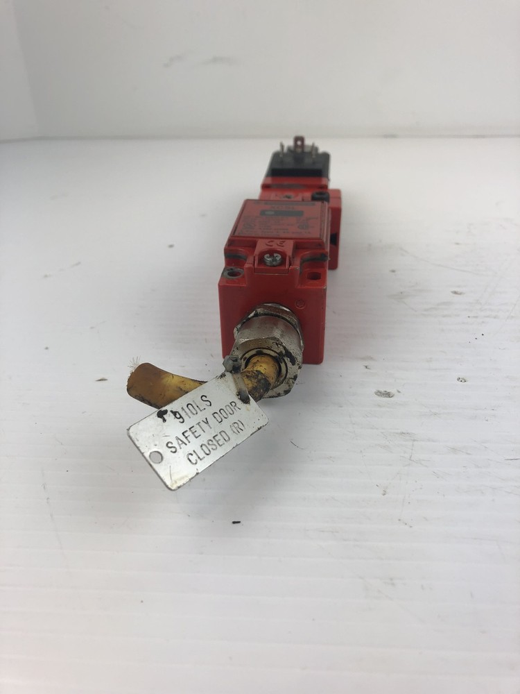 Telemecanique XCSL Safety Limit Switch