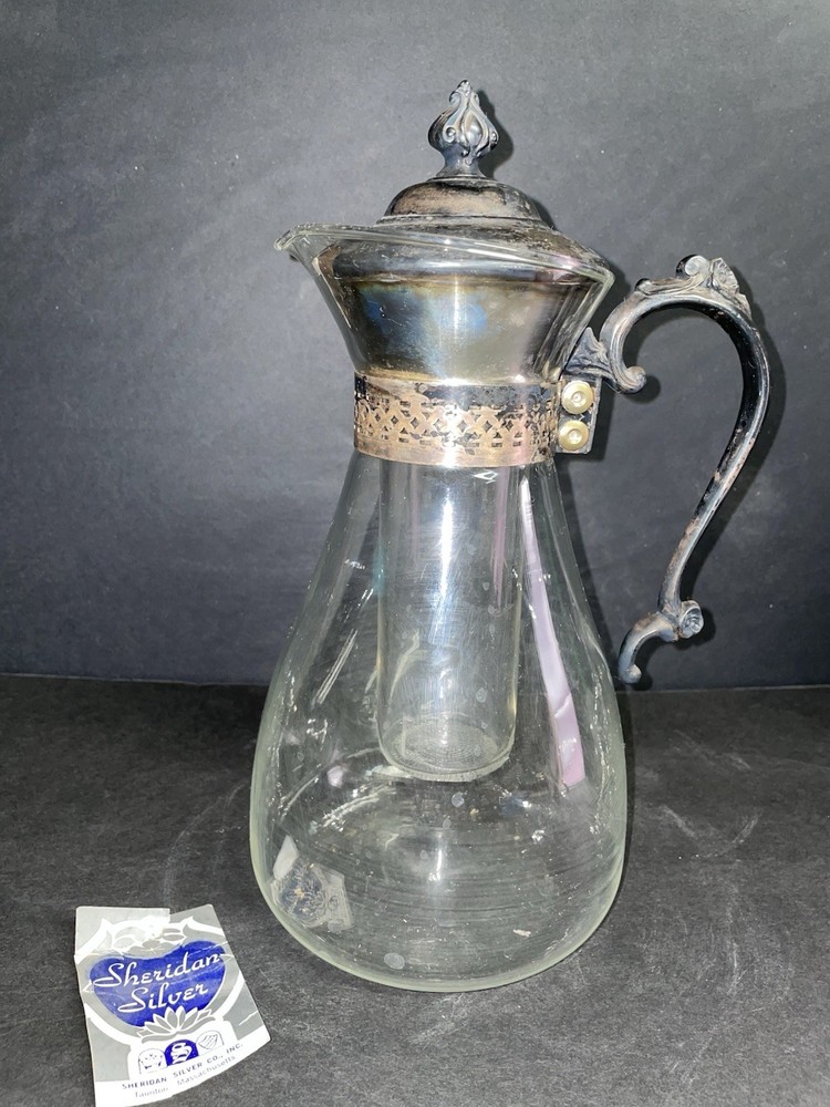 Vintage Sheridan Silver “Pyrex” Glass Chill-It Pitcher Carafe