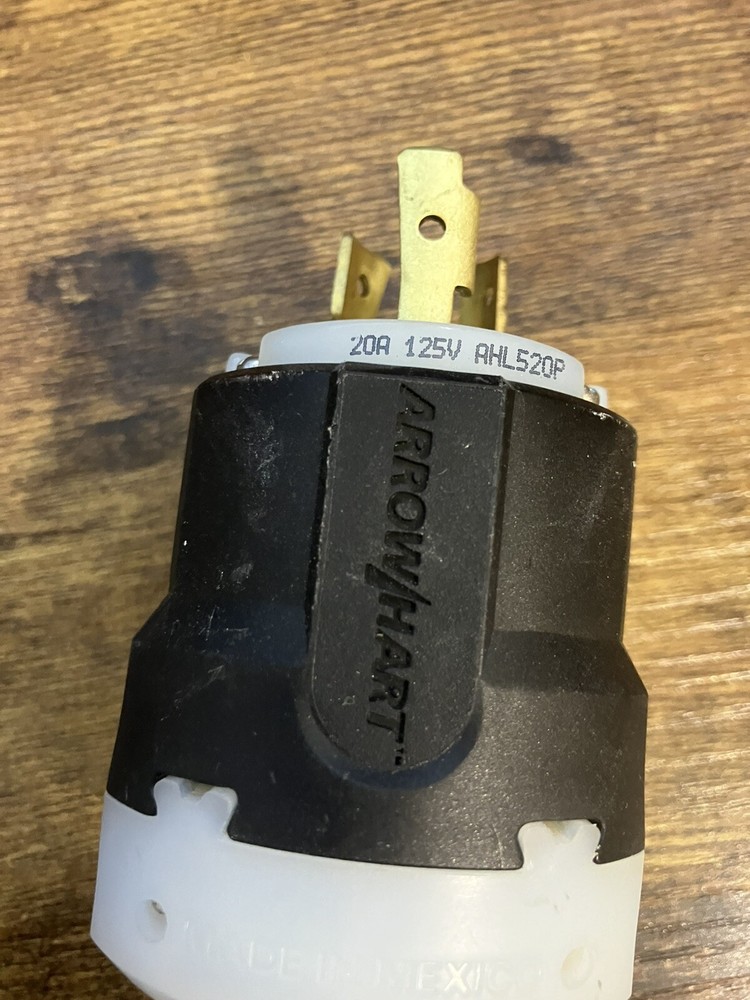 Arrow Hart ahl520p Locking Device Plug