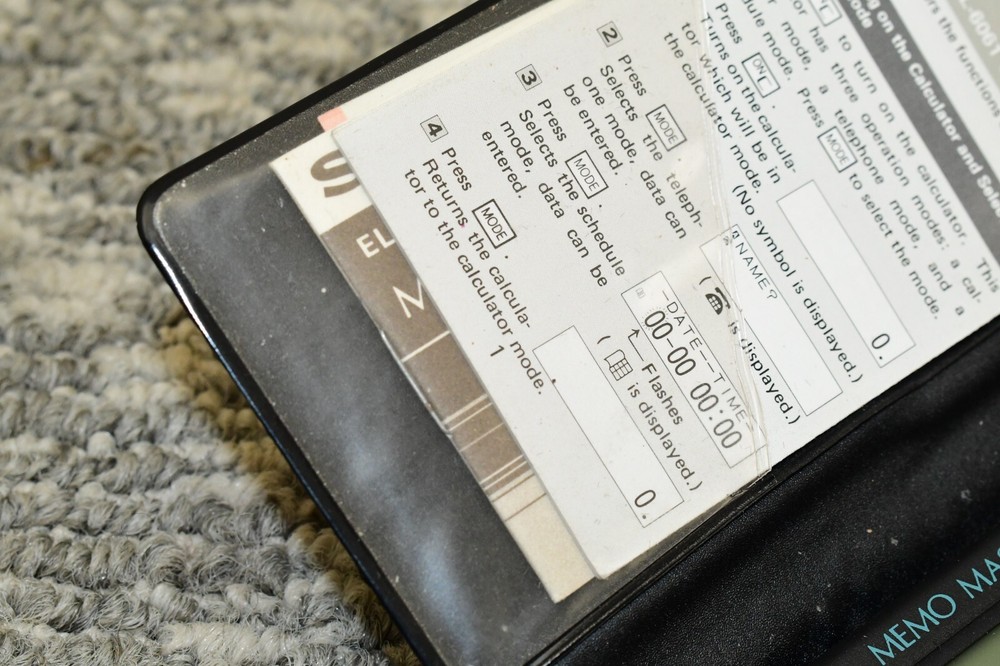 SHARP Memo Master EL-6061 in Protective Case & Instructions with Battery