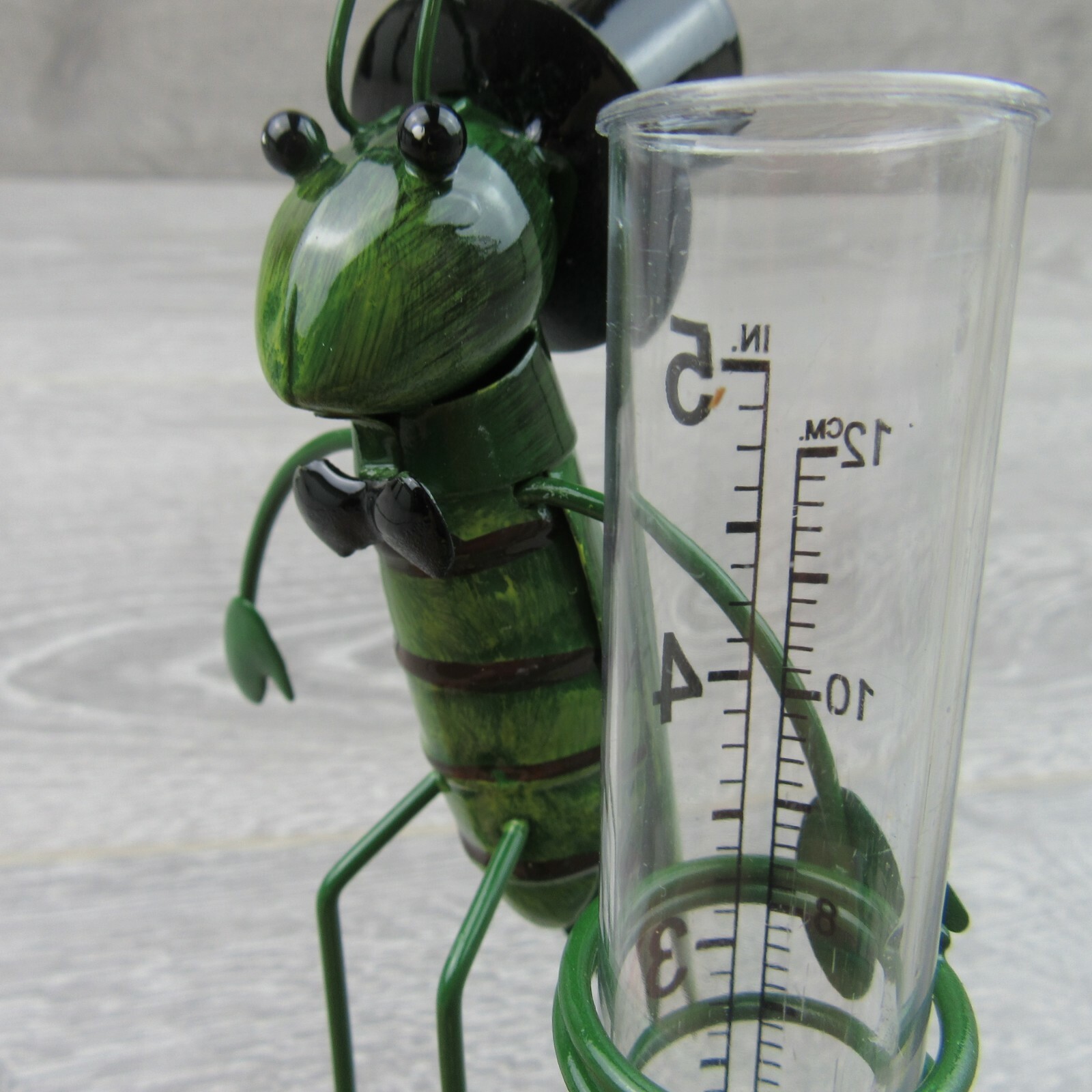 Rain Gauge Garden Metal Stake Decorative Grasshopper Outdoor Yard Decor