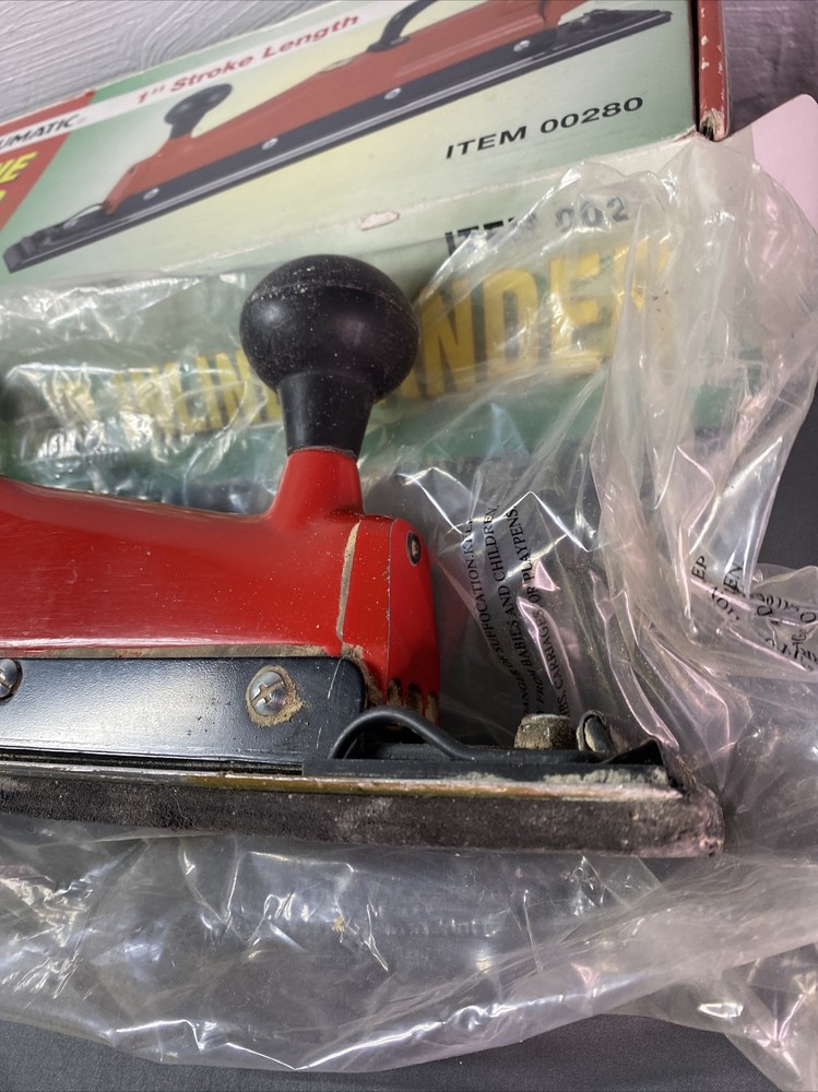 LCentral Pneumatic. Air Inline Sander. 1" Stroke Length. 00280. 3/8" Hose.