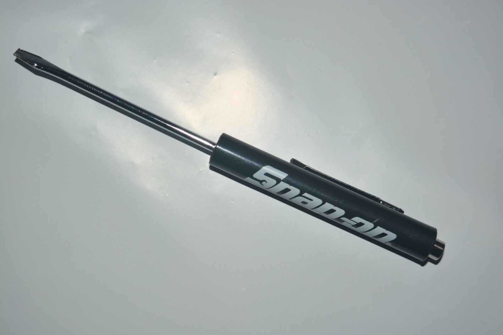 Promotional Snap on Tools Flat head Pocket clip Screwdriver & strong Magnet Top