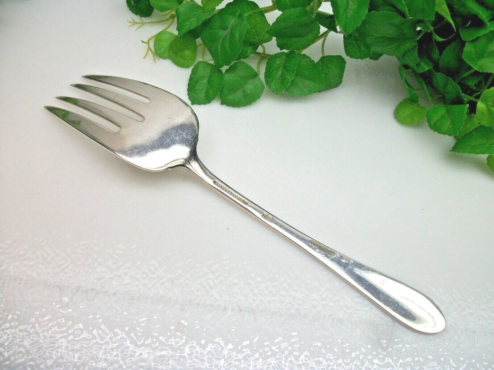 International Holmes FIRST LADY Silverplate Cold Meat Serving Fork 1933