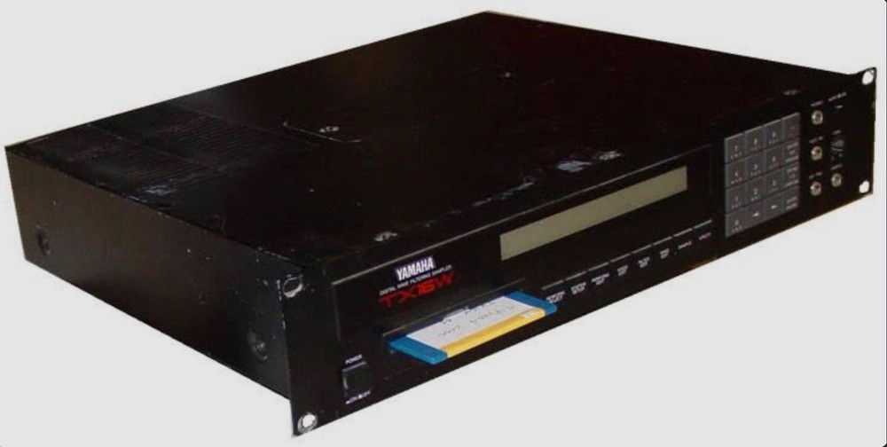 Yamaha TX16W Rackmount Digital Sampler Module – Vintage Studio Gear – Used