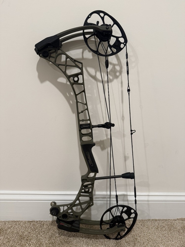 Mathews VXR 28 - 60# Compound Bow