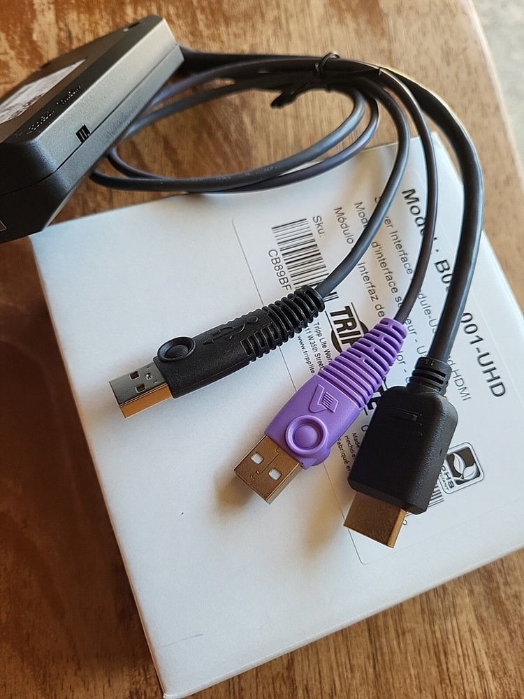 Tripp Lite B055 001 UHD server Interface