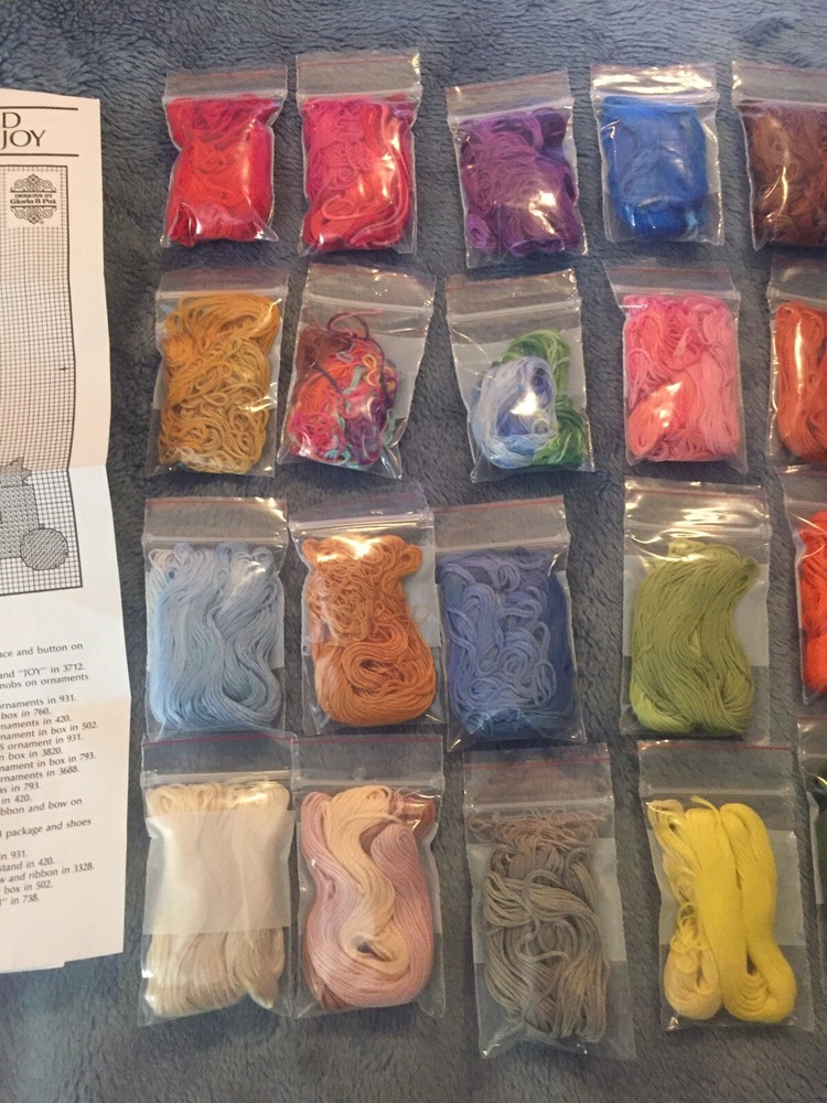 EMBROIDERY FLOSS THREAD NEEDLEWORK 27 SKEINS