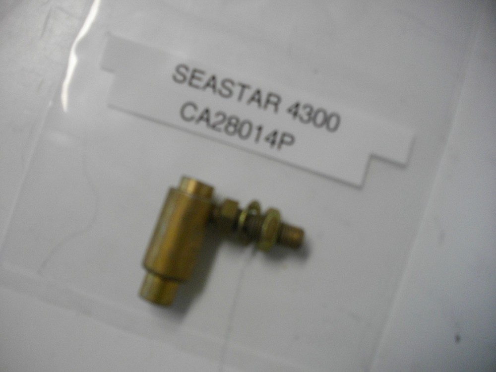 SeaStar Solutions CA28014P Ball Joint 4300 1/4-28 Threaded / Controls