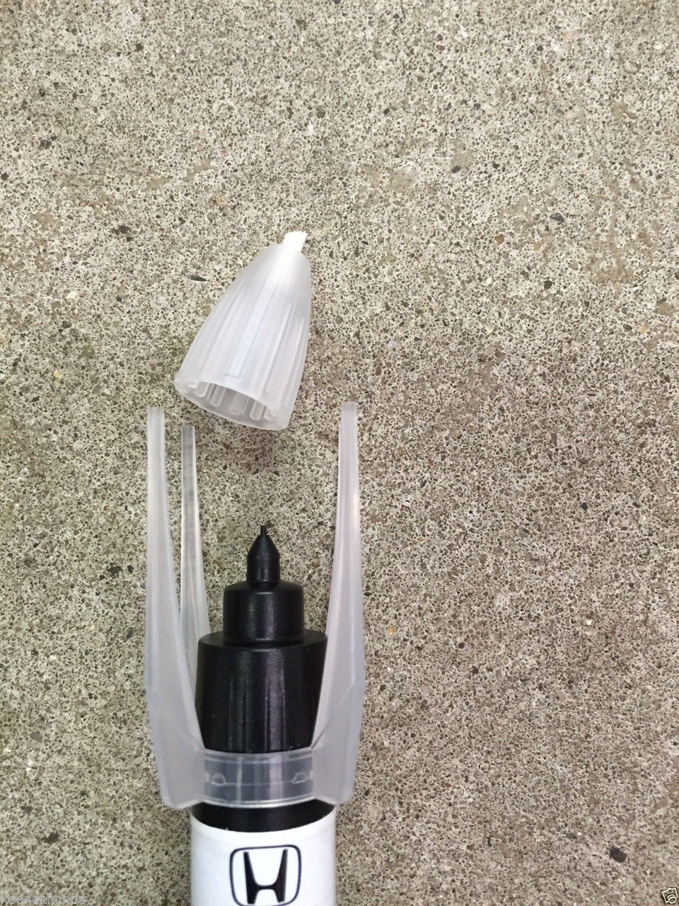 Genuine OEM Honda Touch-Up Paint Pen - NH-883P Platinum White Pearl