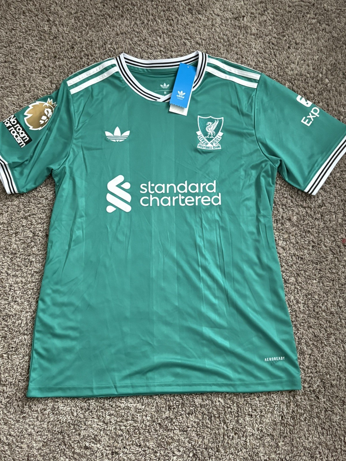 Liverpool 25/26 Jersey SIZE M  Premier League Patch