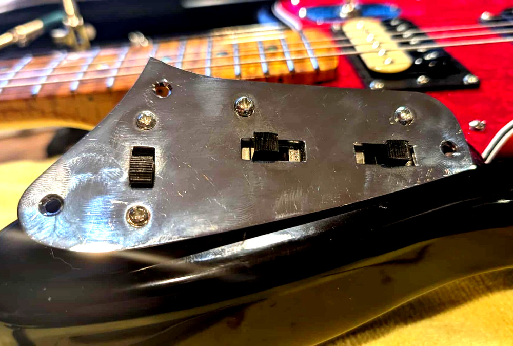 Fender Jaguar Rhythm Circuit Switch Conversion – Switchcraft Slide Switch Kit