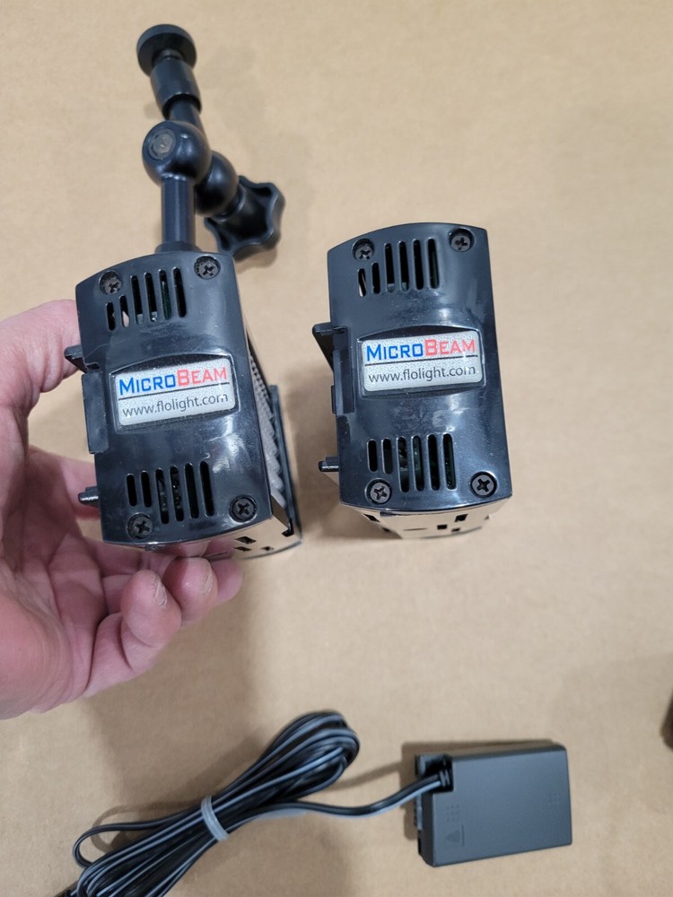 2 X FloLight MicroBeam On-Camera 128 ? Compact LED Lights