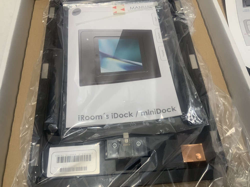 iRoom iDock ejectable iPad Motorized Wall Mount & Back Box Lighting Plug Black