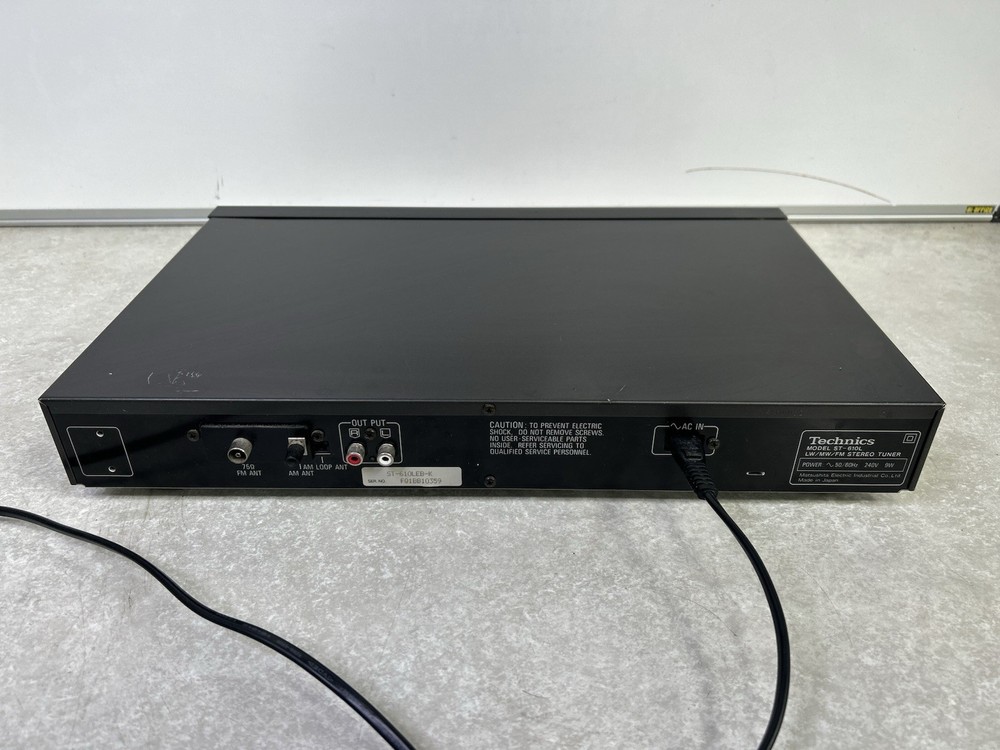 TECHNICS STEREO TUNER ST-610L AM/FM