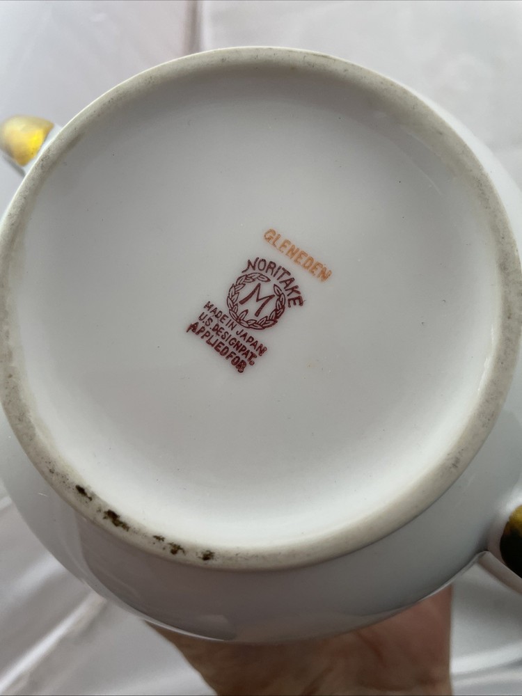 Noritake Glenedon Sugar Bowl with Lid