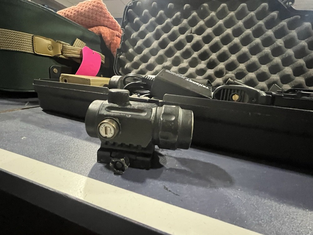 KWA kr12 + mags + peq box + sight