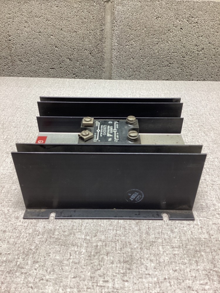 Gordos G480D50 Solid State Relay with base. #101H72FML