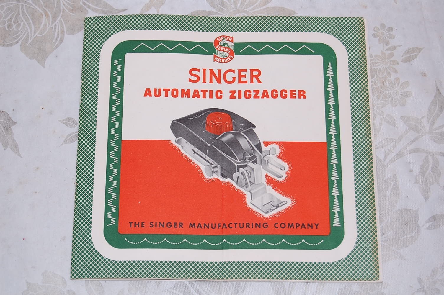 Zigzag, Zigzagger Instruction Manual 160985 for Singer Sewing Machines 221 221K.