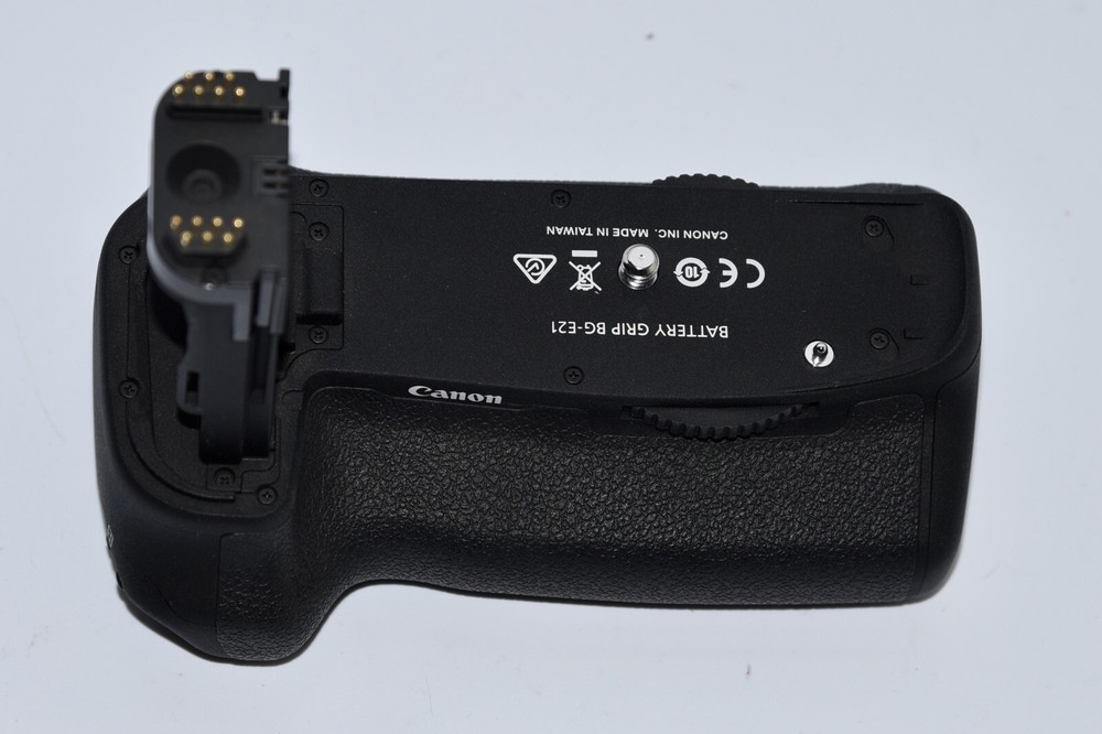 Canon BG-E21 Battery Grip for EOS 6D Mark II