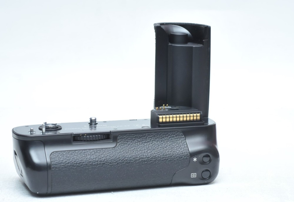 Canon Power Drive Booster PB-E2 for EOS 1v/3 PBE2