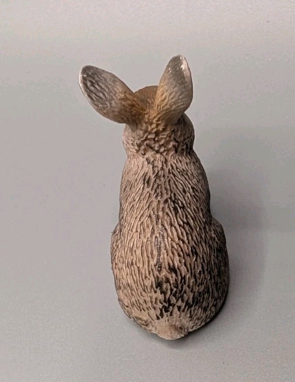 Schleich 2009 Rabbit Hare Toy Figure Brown Gray White D-73527 Am Limes 69