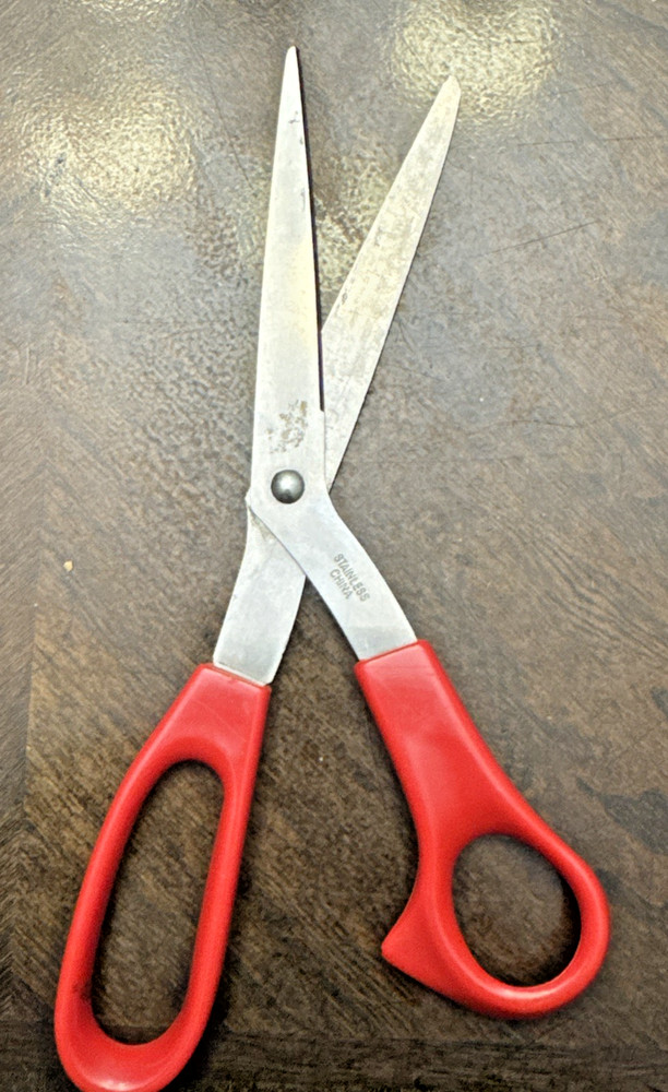 Vintage Comfortable High-Performance 8 Inch Red Scissors