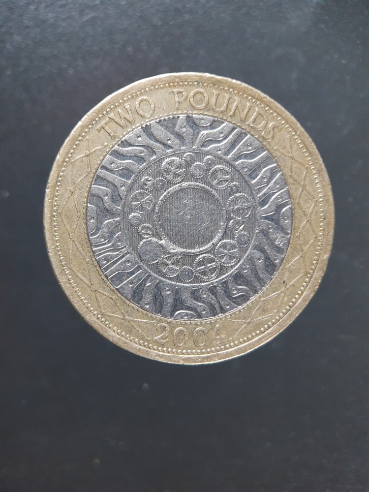 [Error Coin] 2004 TECHNOLOGY STANDING 2 POUND COIN