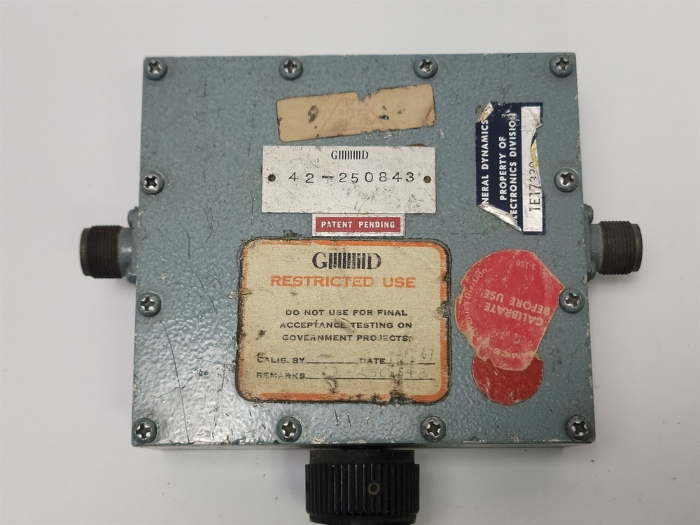 Narda Model 793 FF Variable Coaxial Attenuator 4.0 to 8.0 CC - Dinged