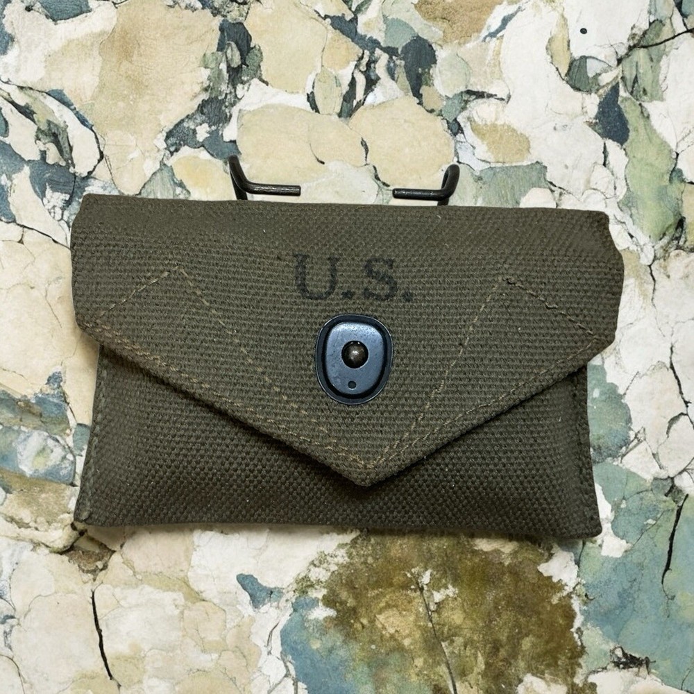 1945 US Military Dyed SterilizedDressing First Aid Camouflage With Canvas Pouch