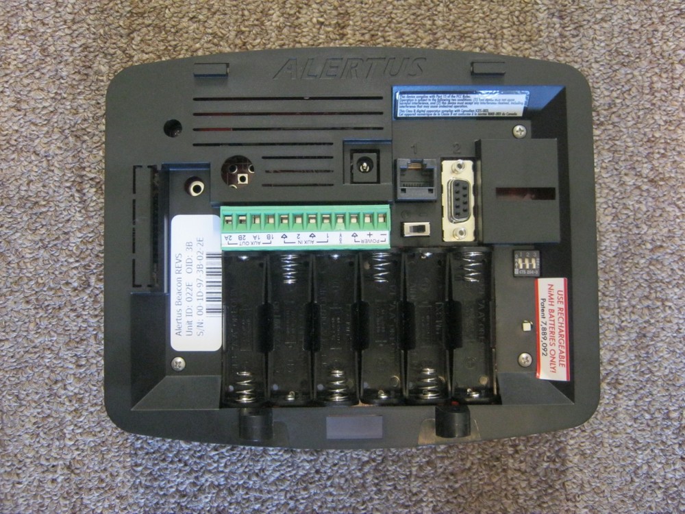 NEW Alertus Beacon REVS alert module & mounting bracket