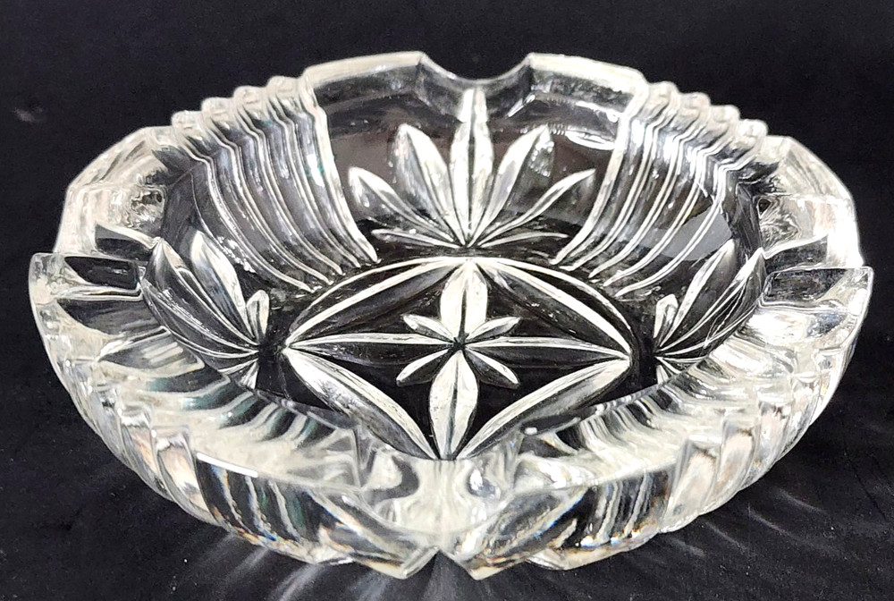 Vintage Clear Pressed  4” Round