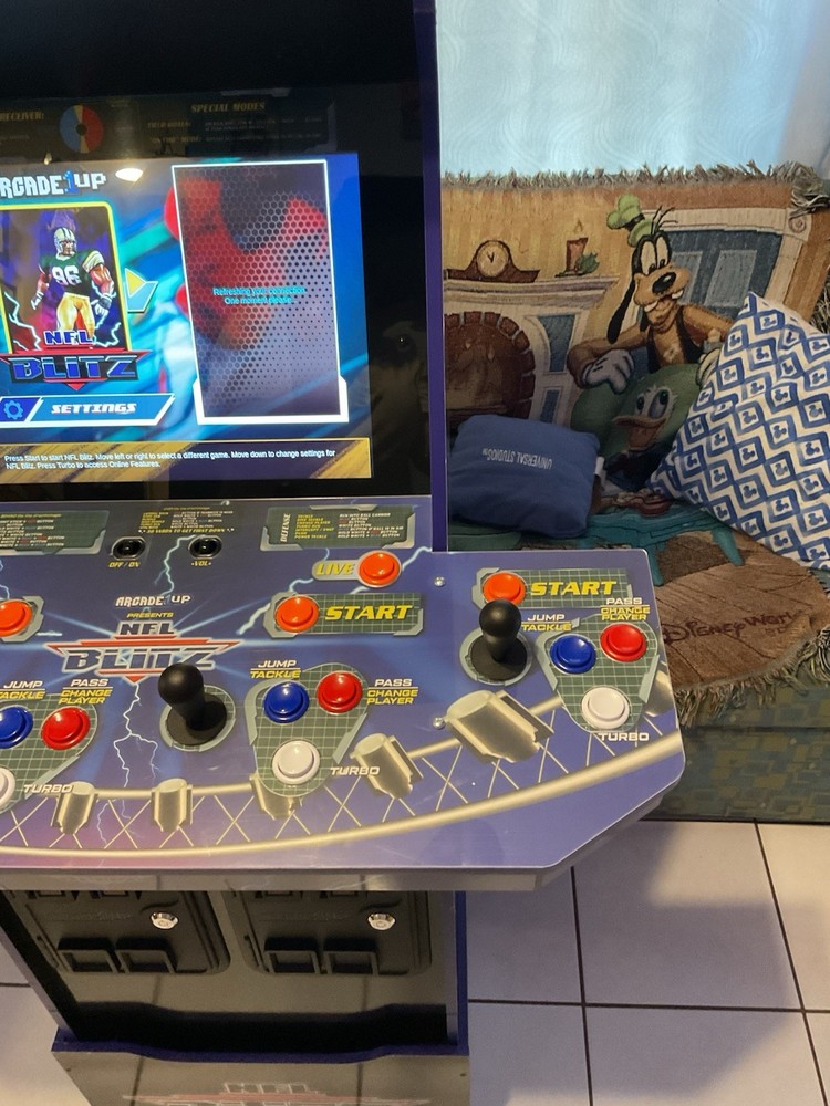 Arcade 1Up NFL Blitz 4-Player Arcade With Riser EXCELLENT CONDITIONS 🏈🔥