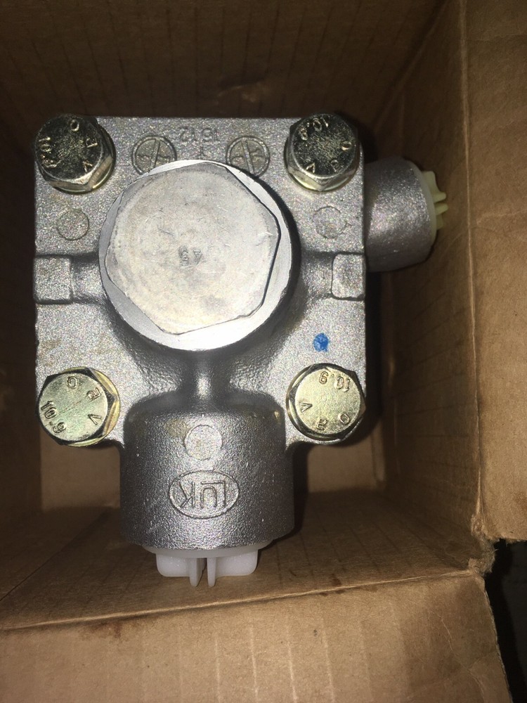 International Power Steering Pump LF73C 3514596C91