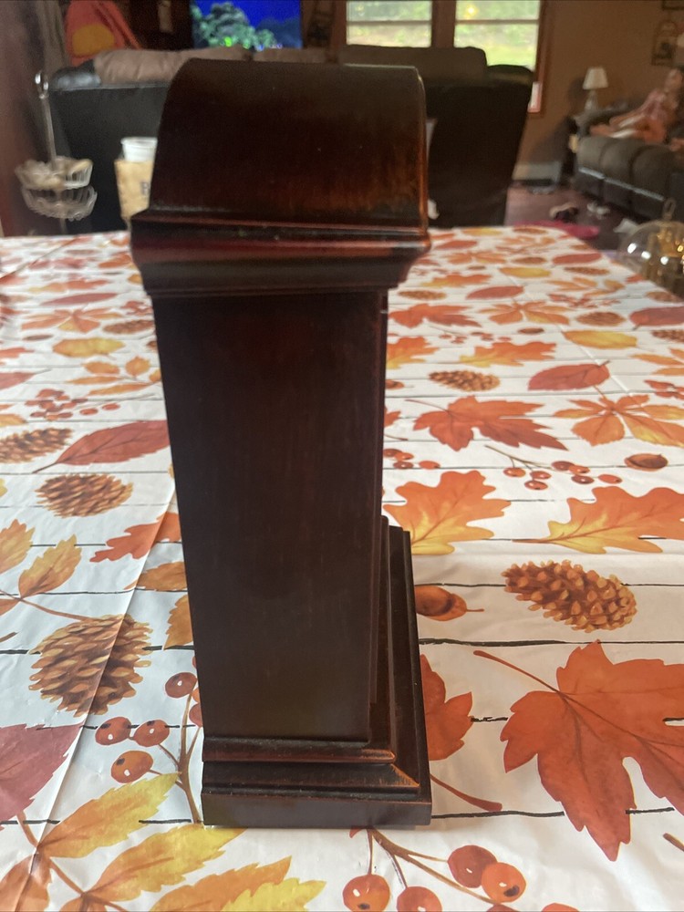 NICE BROWN BRONZE COLORED DESK/MANTEL CLOCK - TESTED