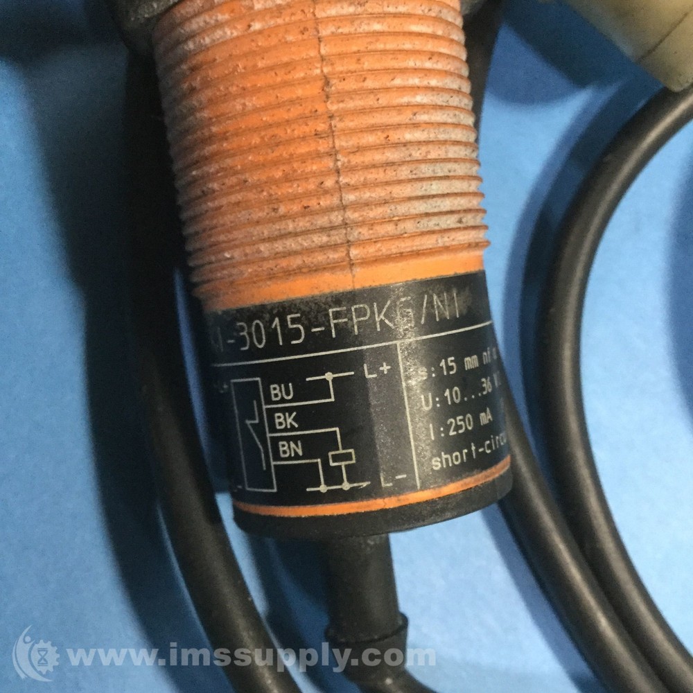 Ifm KI5207 Capacitive Sensor, 2 m Cable, M30 x 1.5 7803