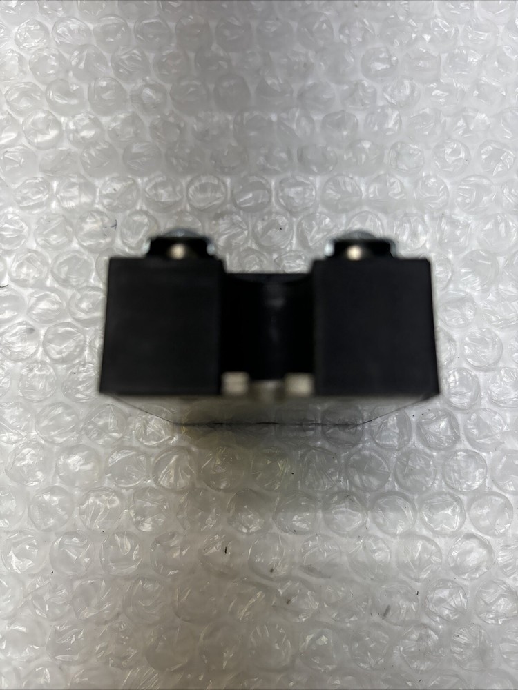** New Electrical Solid State Relay Crydom D1240 120V 40A Fast Shipping #