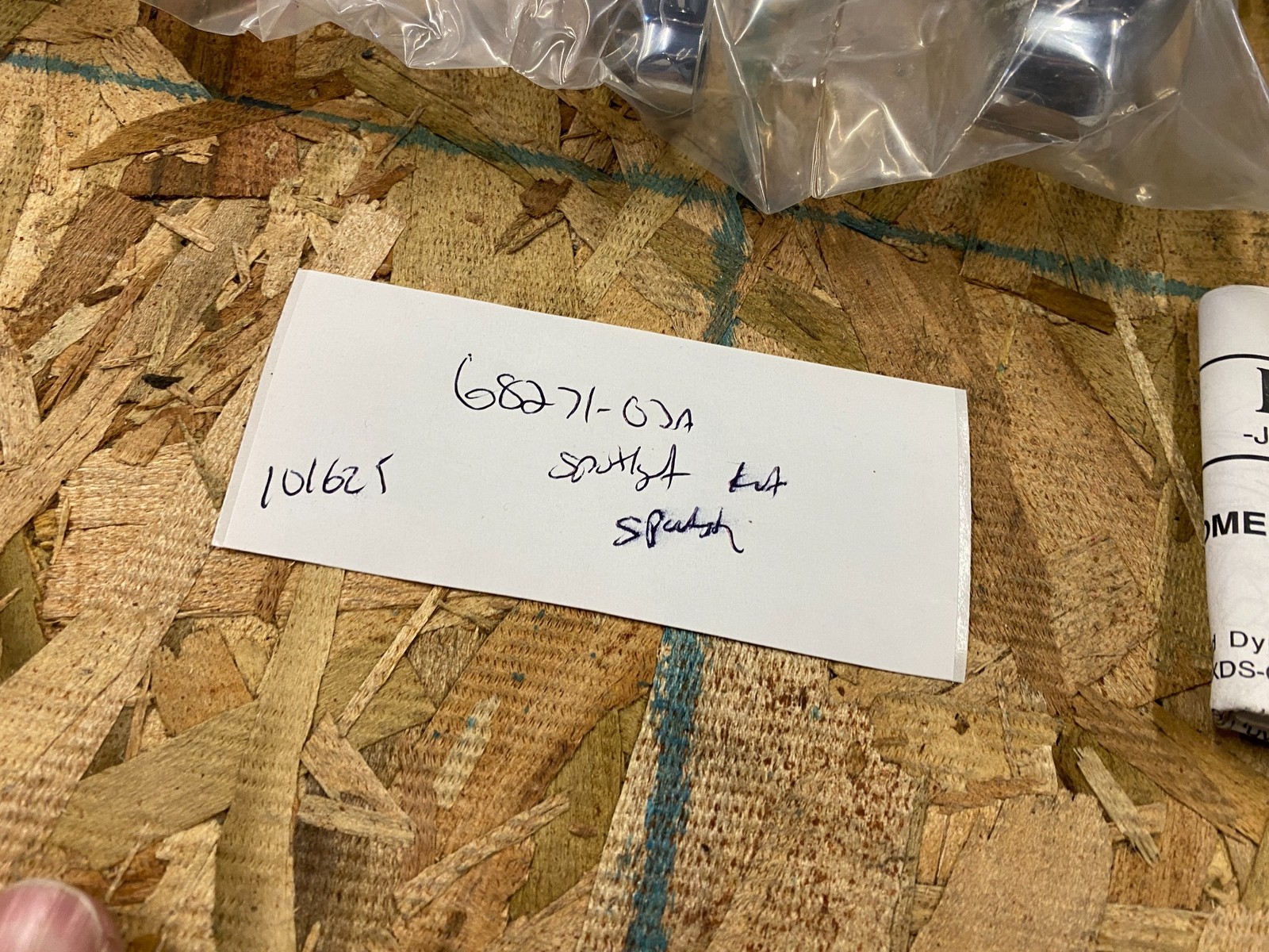 OEM HARLEY SPORTSTER DYNA AUXILARY PASSING LAMP SPOTLIGHTSRUNNING KIT 68271-03A