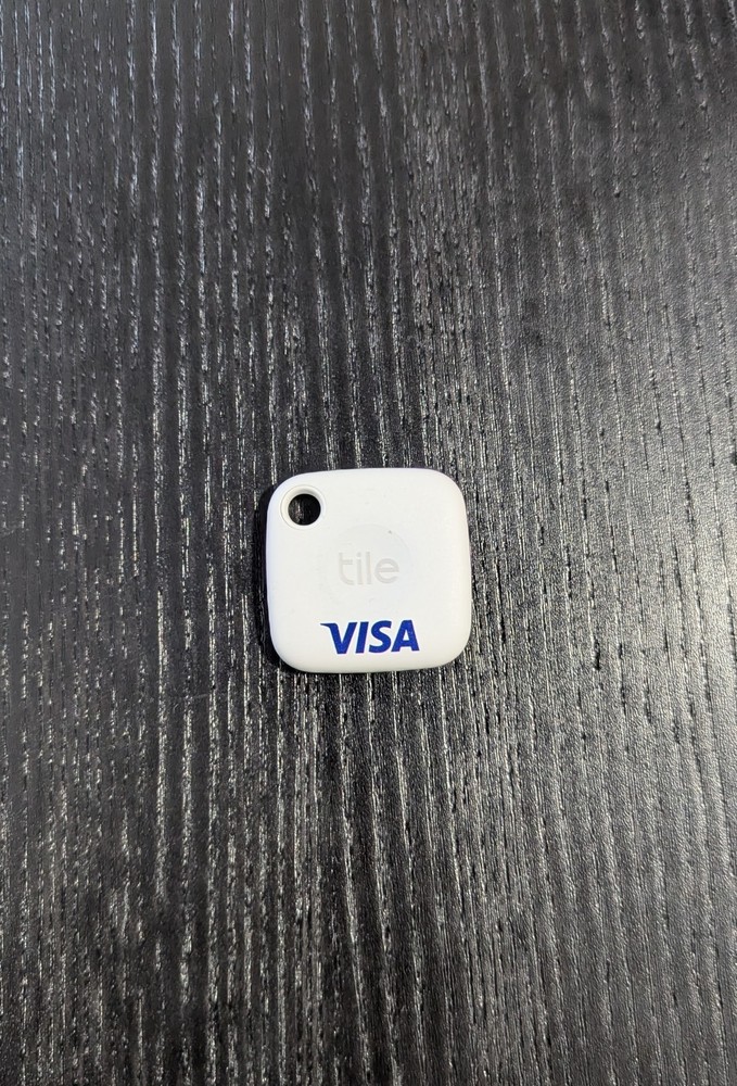 White Tile from Visa [Bluetooth Tracker] (Open box, not used)