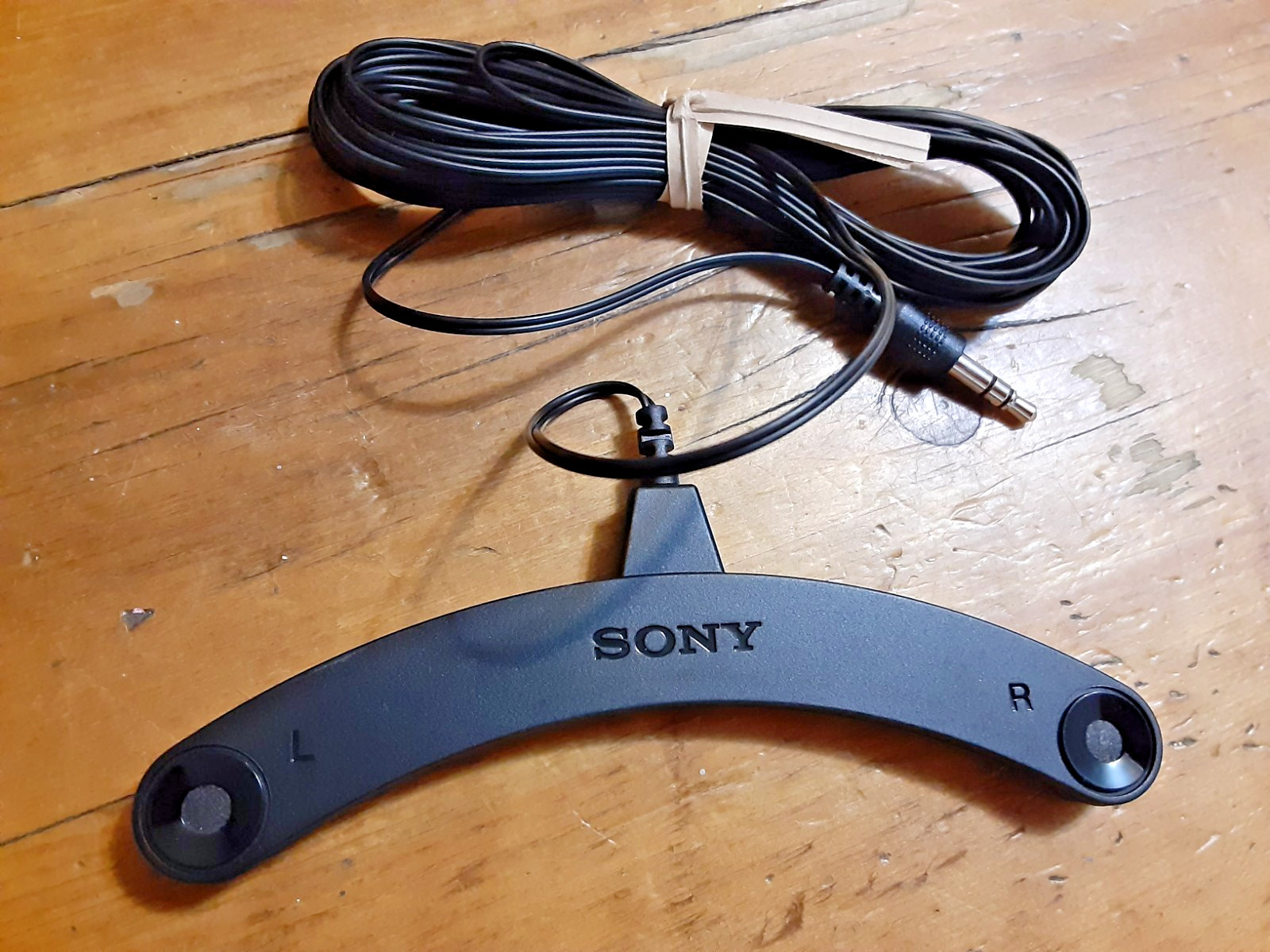 Sony STR-AN1000 7.2-Channel 8K UHD AV Home Theater Receiver