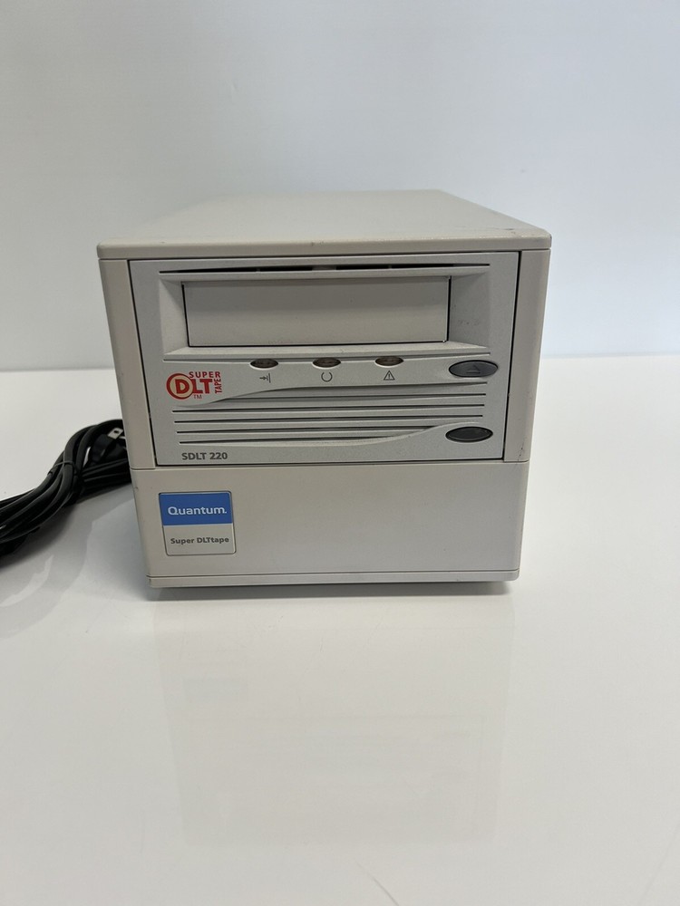 Quantum SDLT 220 DLT 30-80008-07