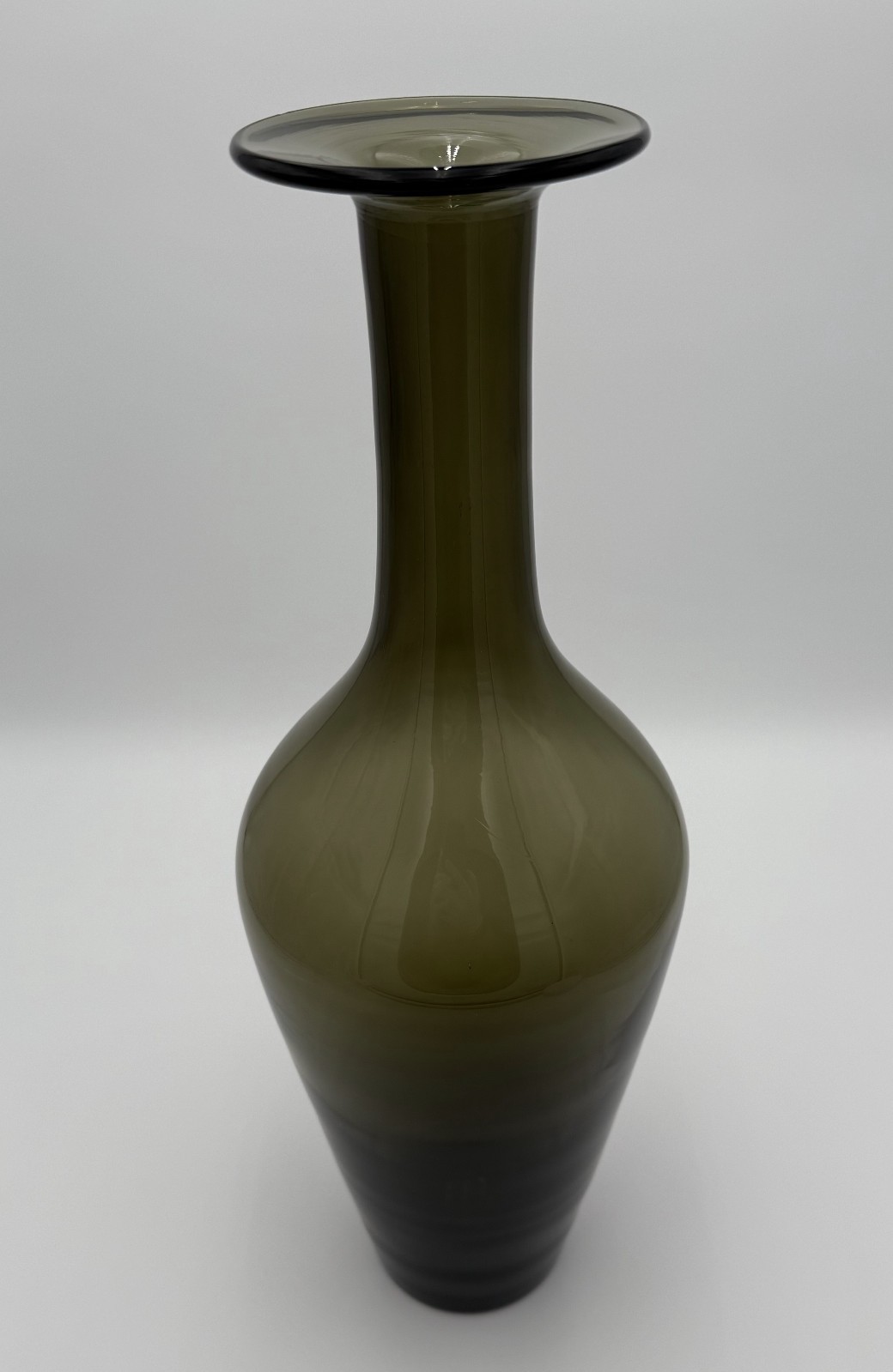 Charcoal Smoke 💨 Vintage Glass Vase 🏺 or Decanter No Stopper Gray Green 🖼️