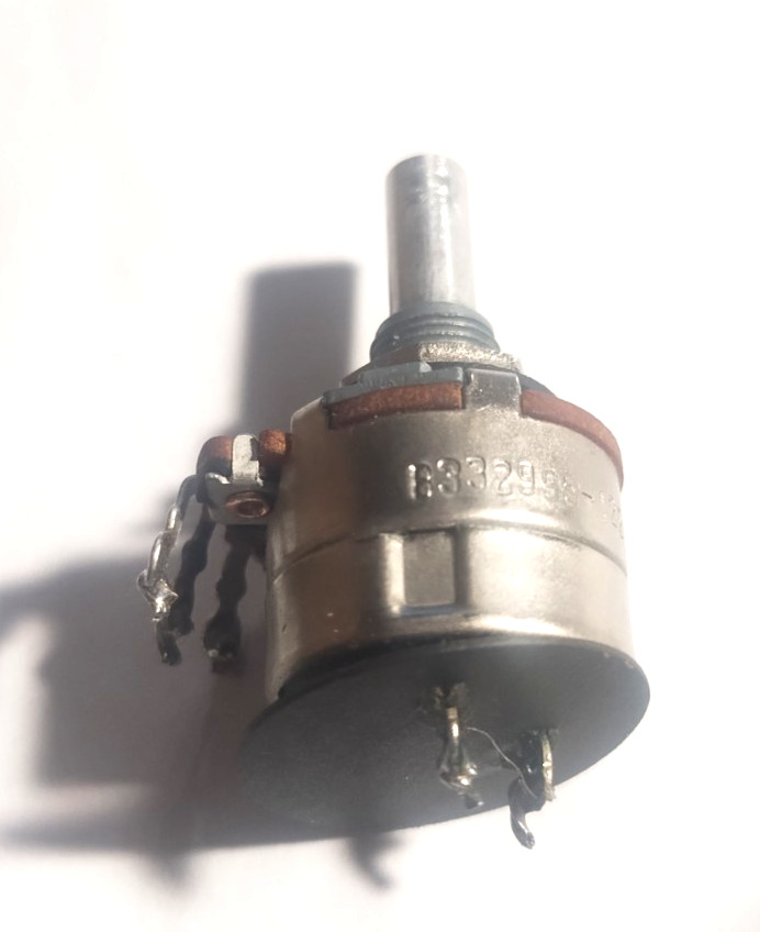B332995-122 Potentiometer (POT)