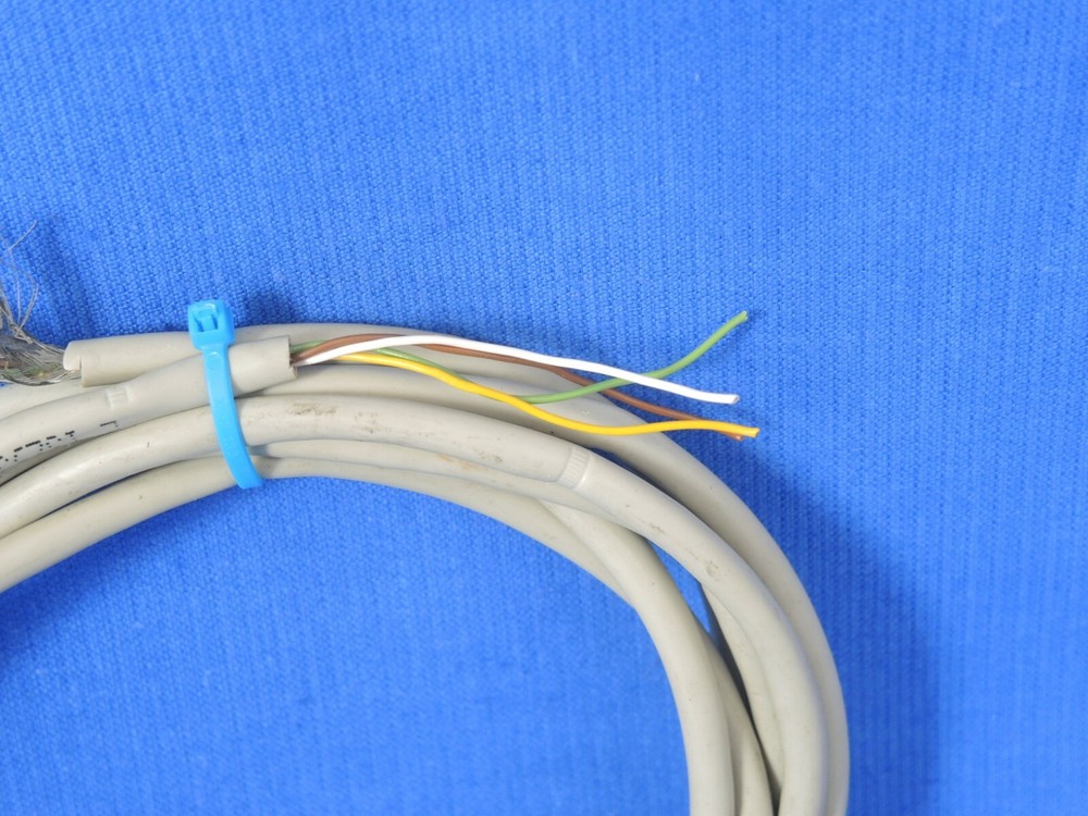 Data Cable, 4 wires, AWG 28, shielded, 7'